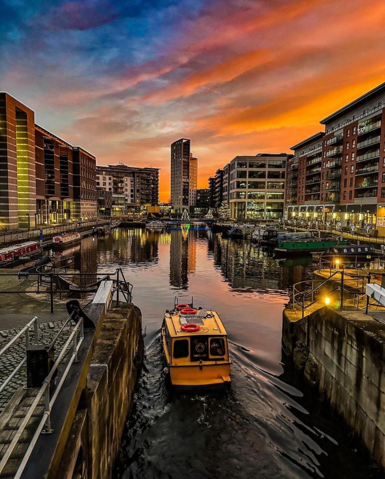 Deluxe River Canal View & Free Secure Parking! Leeds  Luaran gambar
